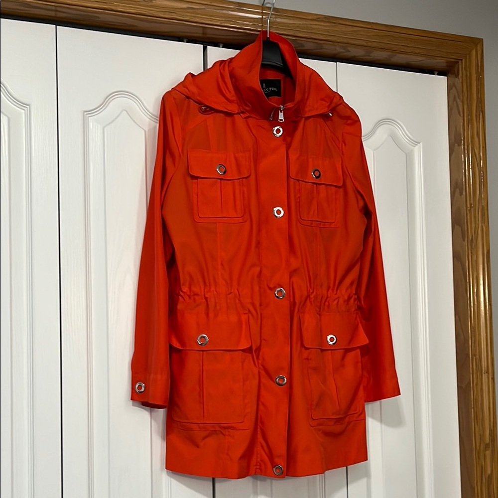 London Fog Orange Summer/Rain Jacket Mid-Length Functional Design